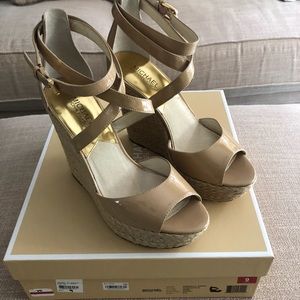 NEW Michael Kors Gabriella Wedge size 9